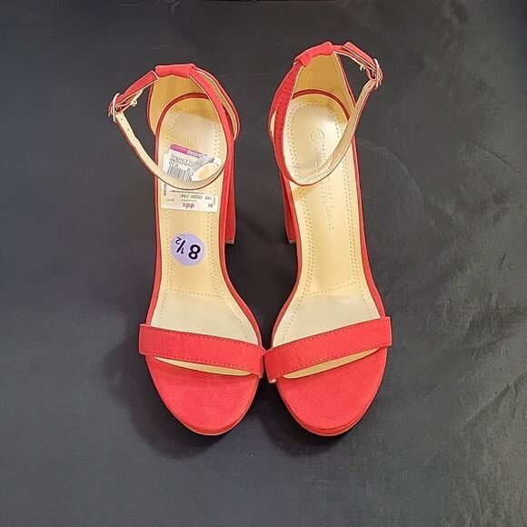 BRAND NEW WILD DIVA LOUNGS ADJUSTABLE BUCKLE ANKLE STRAP POINTED TOE HEEL SANDAL - Picture 3 of 16